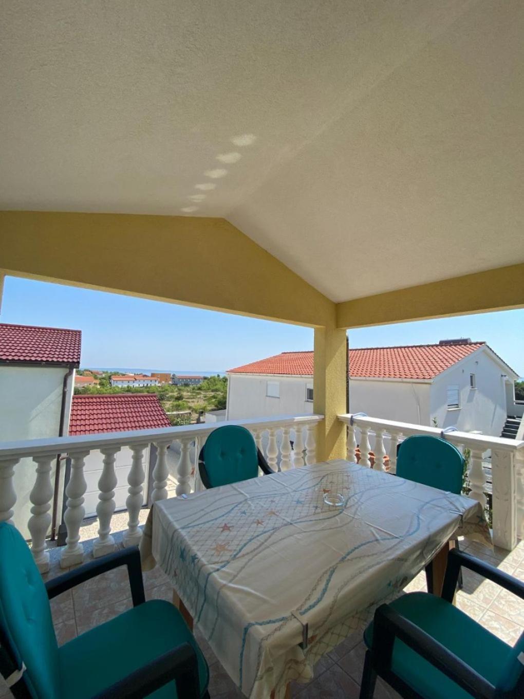 Apartments Draga - Comfortable & Afordable Vir Eksteriør bilde