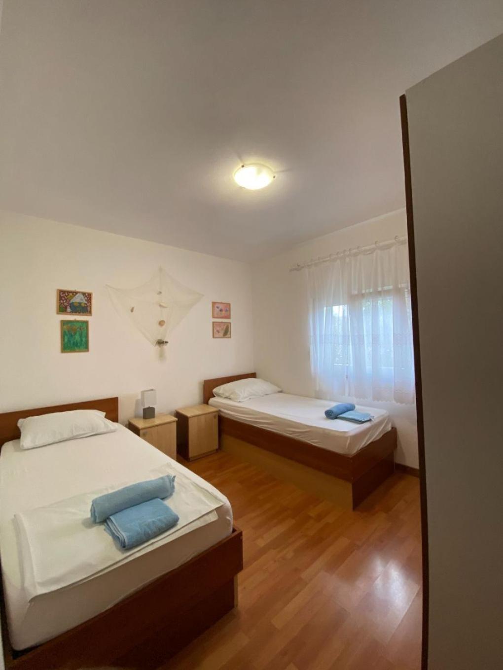 Apartments Draga - Comfortable & Afordable Vir Eksteriør bilde